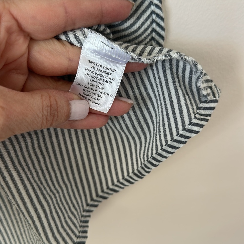 Gray and White Peplum Top - Picture 6 of 6